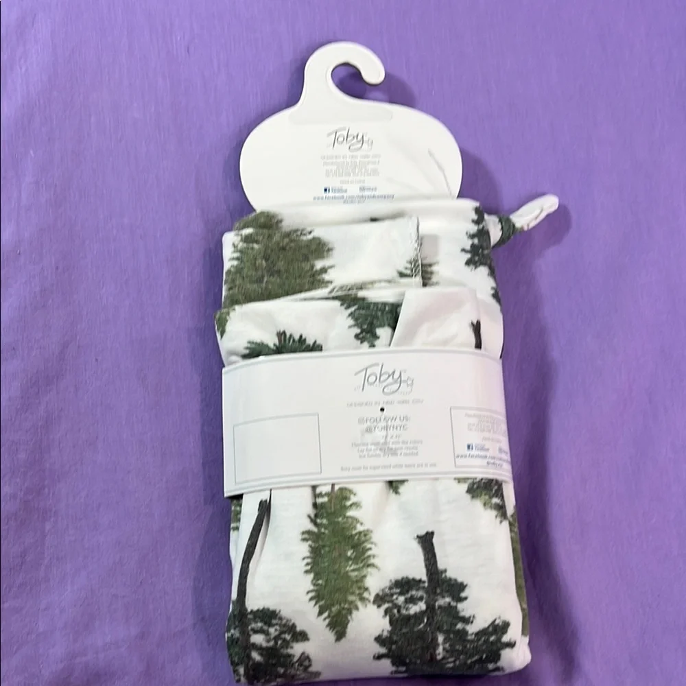 Toby Forest Newborn Set - Picture 3 of 4